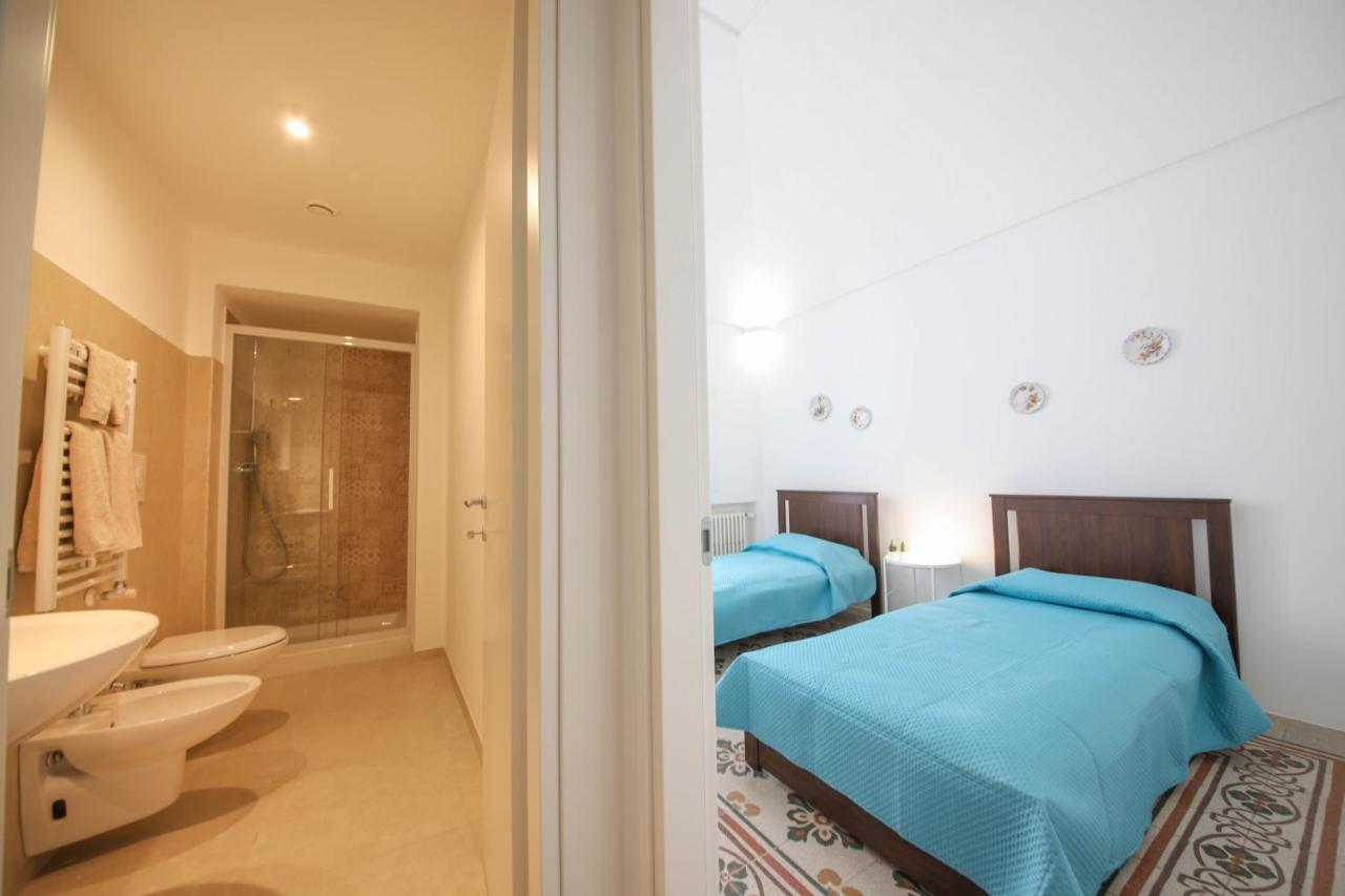 Appartement Locazione Turistica Casa Maria à Monopoli Extérieur photo